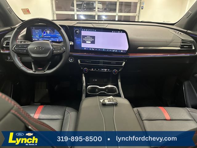 Used 2024 Chevrolet Traverse RS w/ LPO, Floor Liner Package AWD/4WD image 9