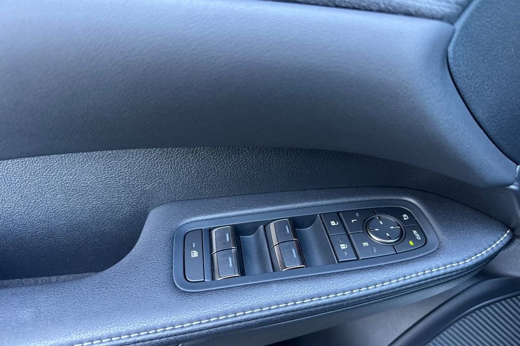 Certified 2023 Lexus RX 500h 500h F SPORT Performance image 11