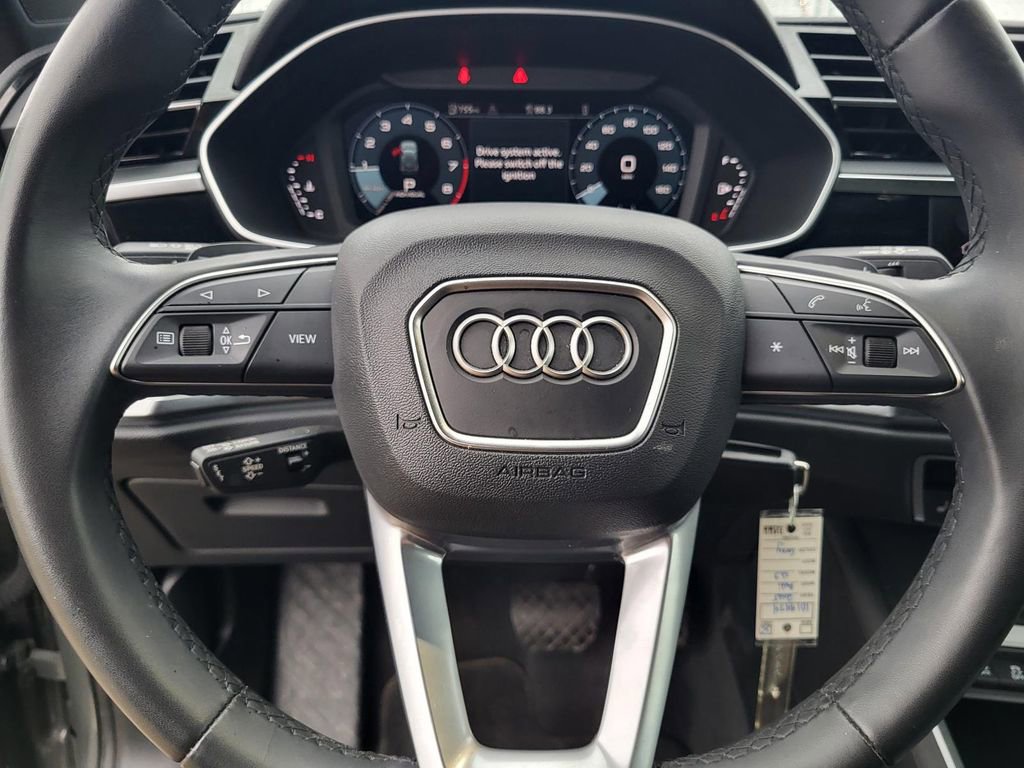 Used 2025 Audi Q3 2.0T Premium AWD/4WD image 18
