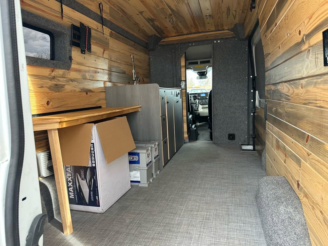 Used 2020 Ford Transit 250 148 High Roof RWD image 22