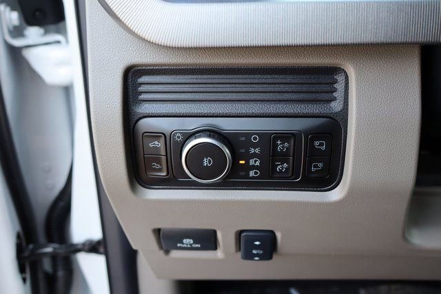 New 2026 Ford F350 Platinum w/ Platinum Plus Package image 39