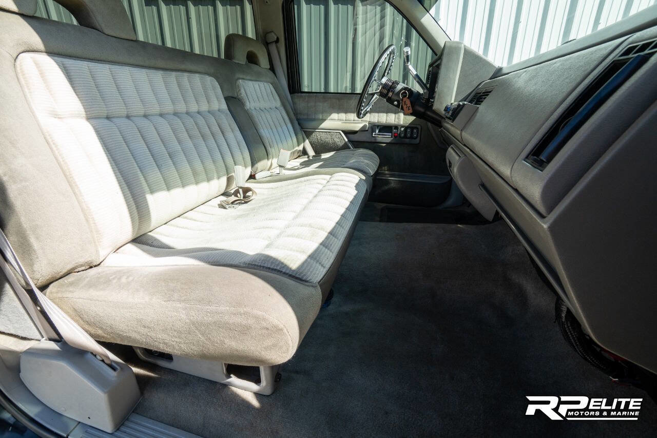 Used 1994 Chevrolet Silverado 1500 2WD Regular Cab image 76