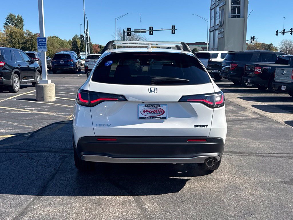 Certified 2025 Honda HR-V Sport image 10