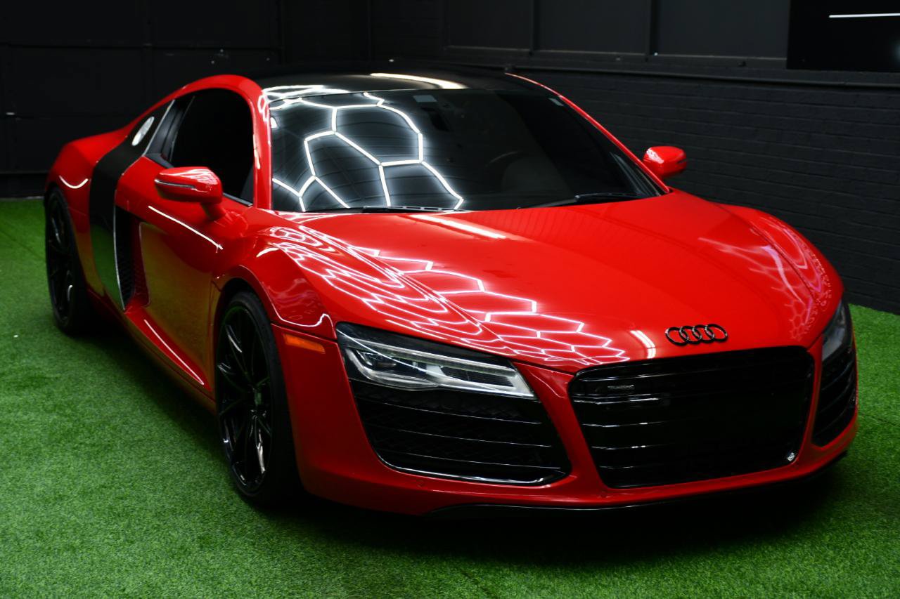 Used 2014 Audi R8 V8 w/ Convenience Package AWD/4WD image 14