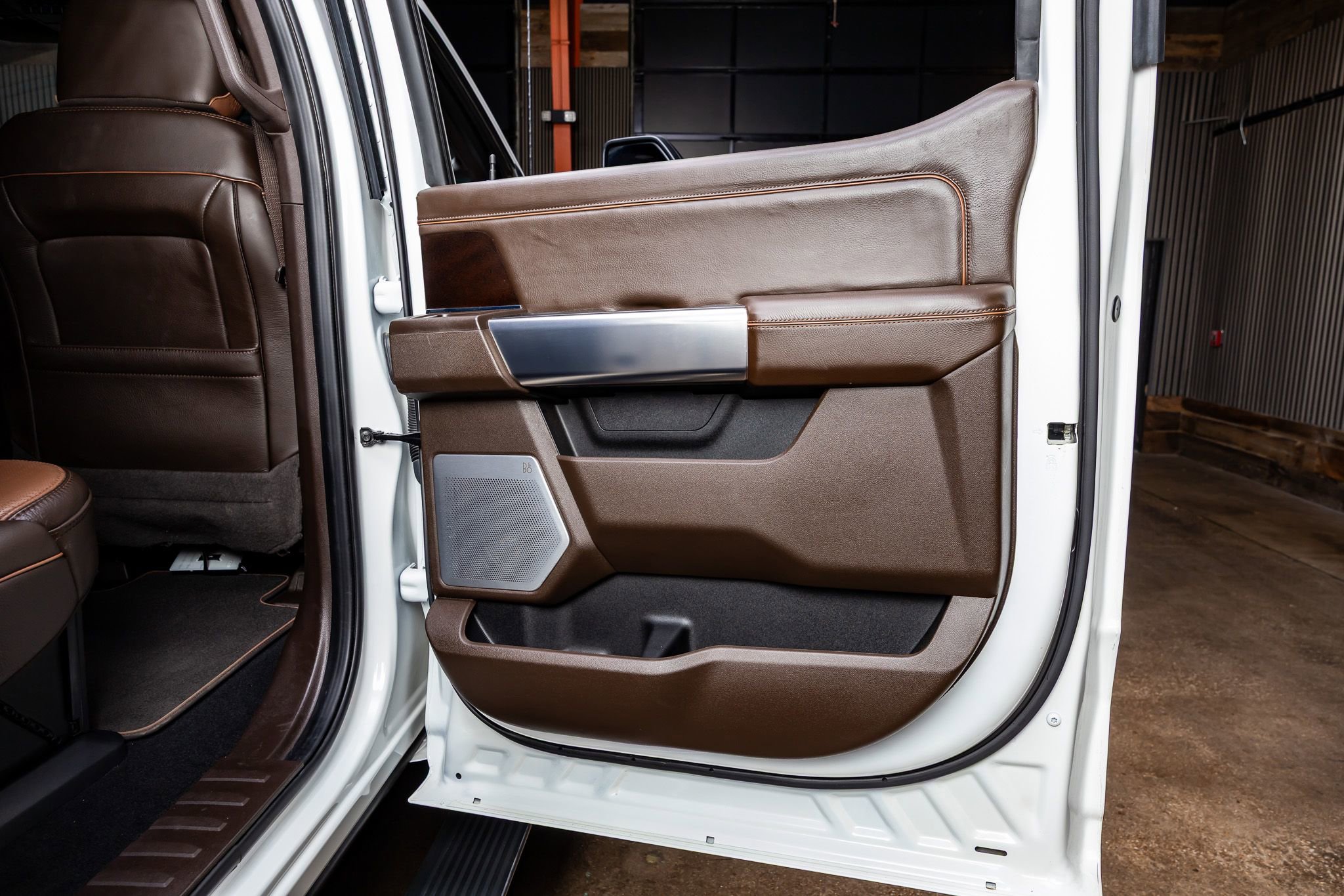 Used 2024 Ford F250 King Ranch w/ FX4 Off-Road Package image 39