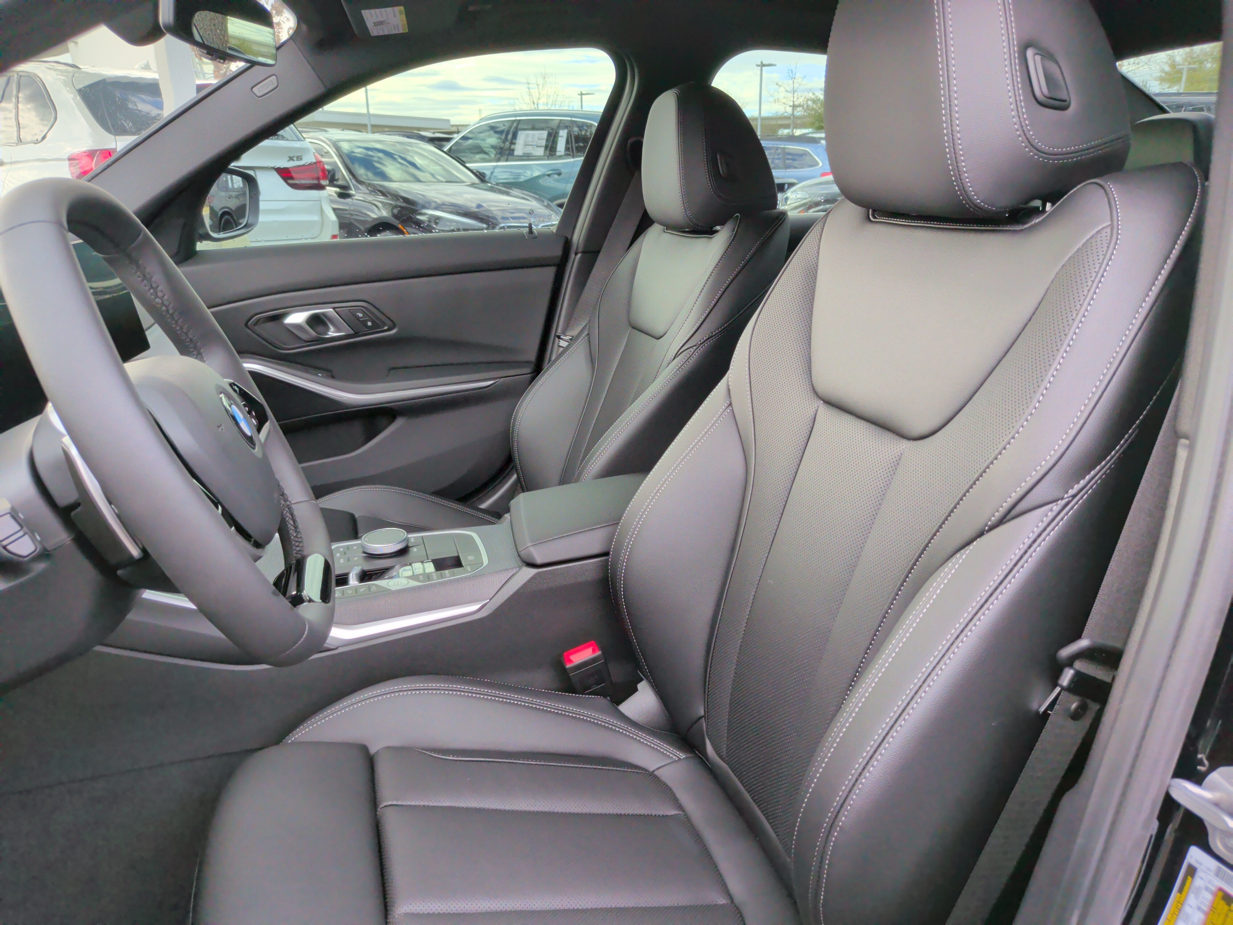 Used 2026 BMW 330i Sedan w/ Convenience Package RWD image 20