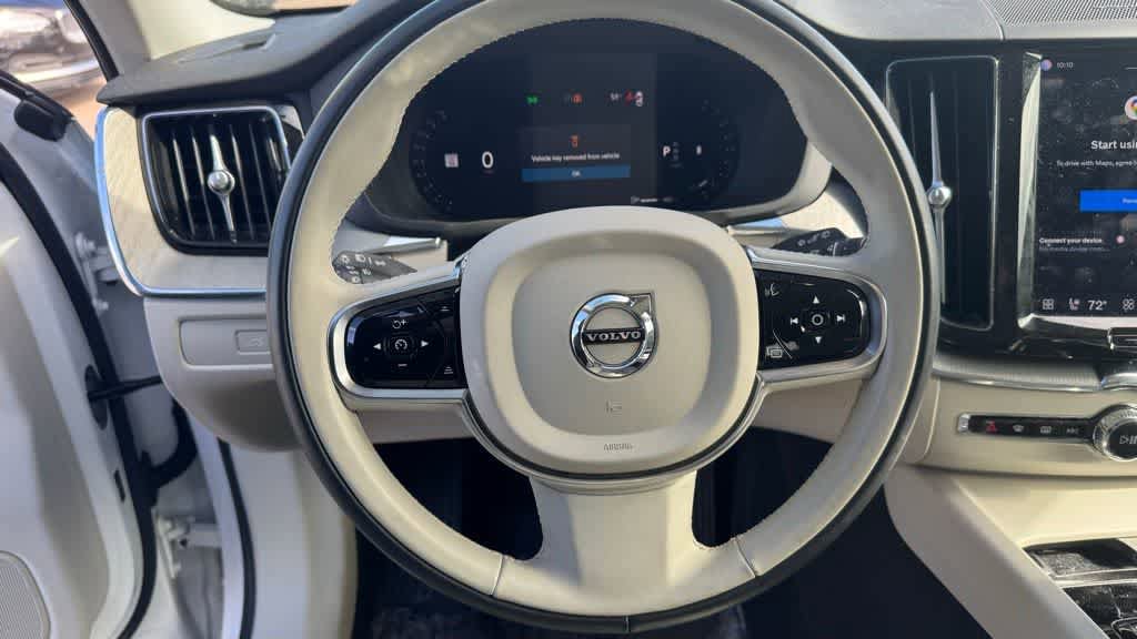 Used 2023 Volvo XC60 B5 Plus w/ Climate Package AWD/4WD image 17