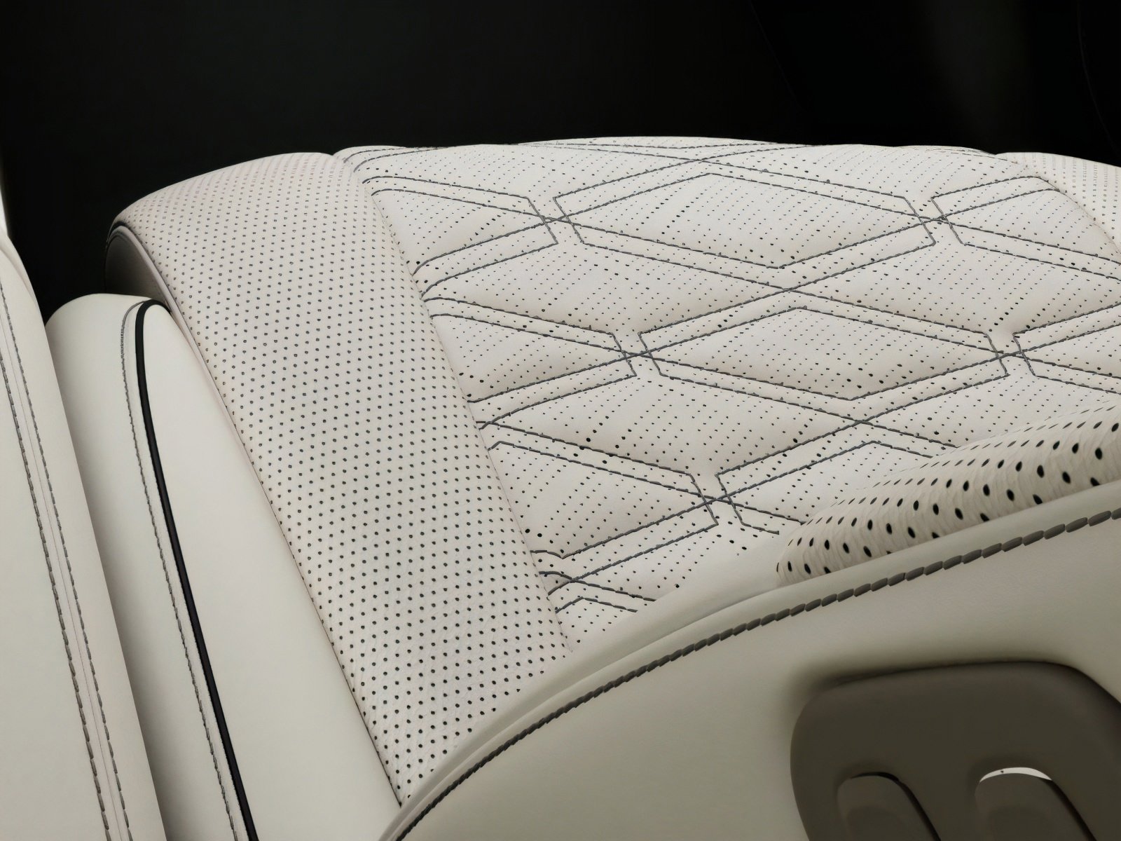 New 2026 Genesis GV80 3.5T e-SC image 22