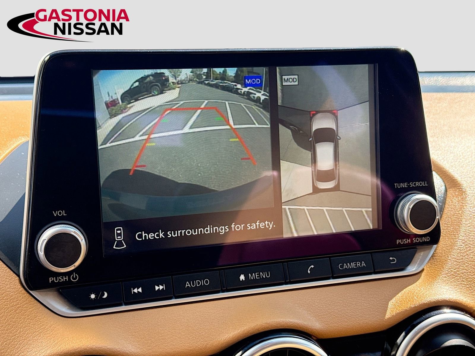 Used 2024 Nissan Sentra SV w/ SV Premium Package image 17