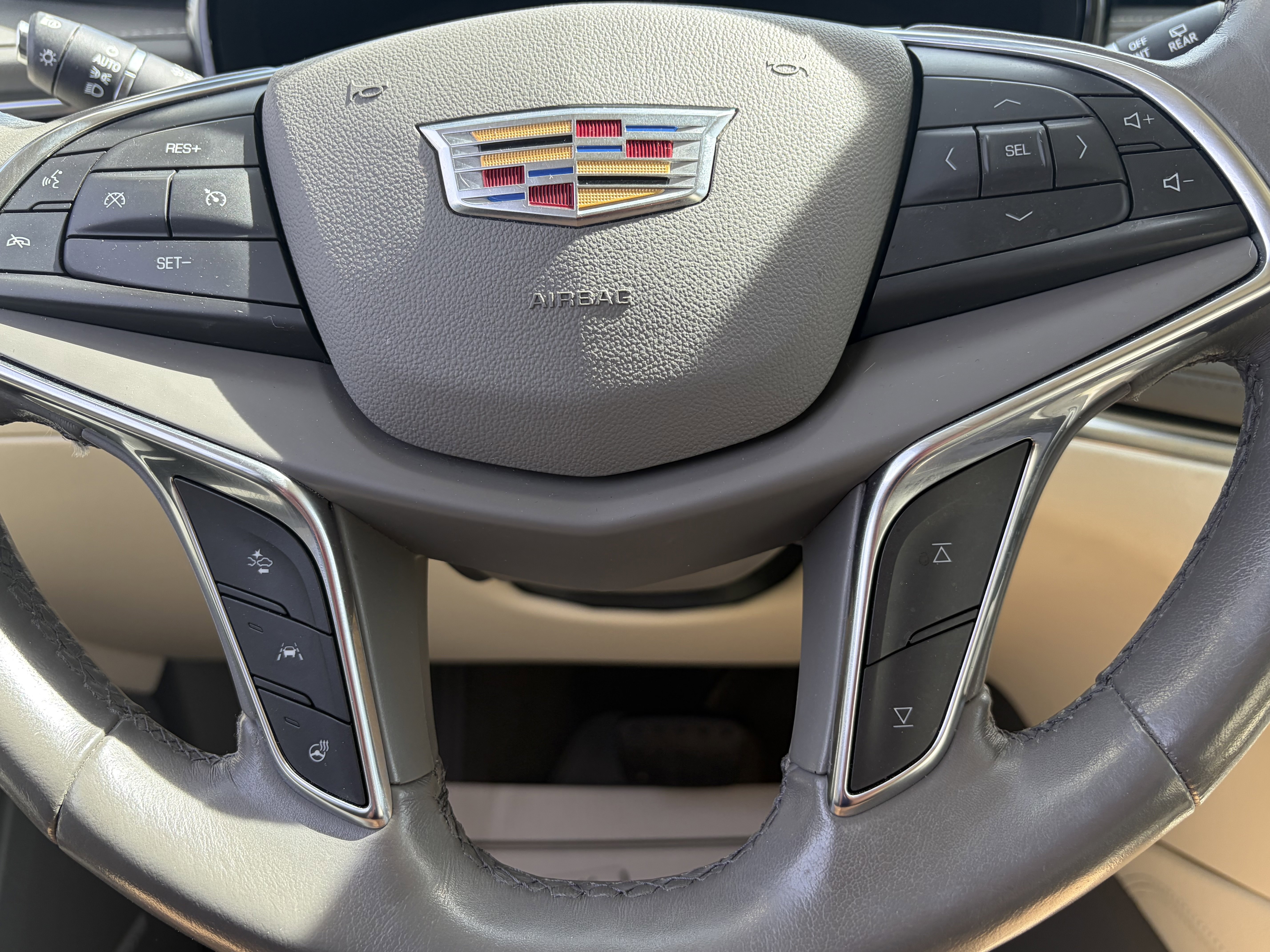 Used 2019 Cadillac XT5 Luxury AWD/4WD image 13