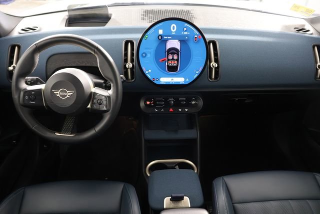 Used 2025 MINI Cooper Countryman S image 2