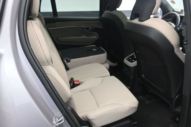 Used 2026 Volvo XC90 T8 Core w/ Protection Package Premier AWD/4WD image 27