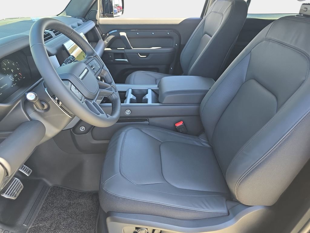 New 2026 Land Rover Defender 90 V8 image 15