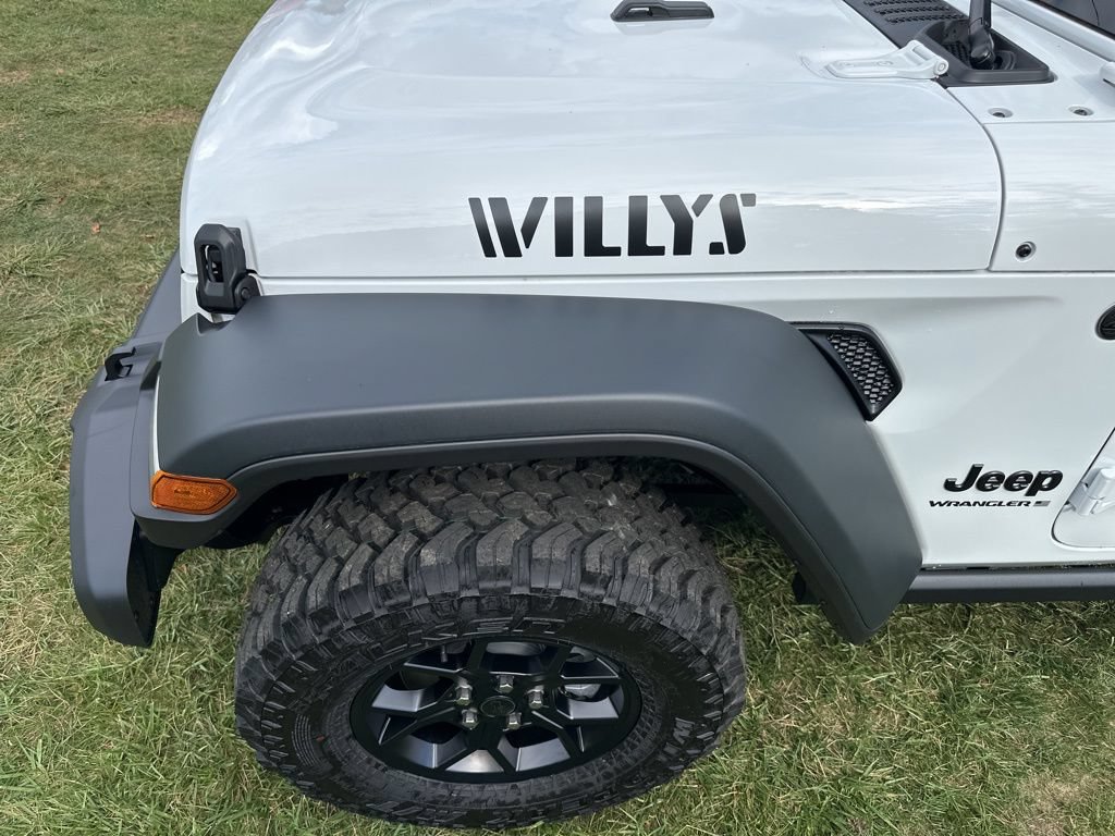 New 2026 Jeep Wrangler Sport AWD/4WD image 15