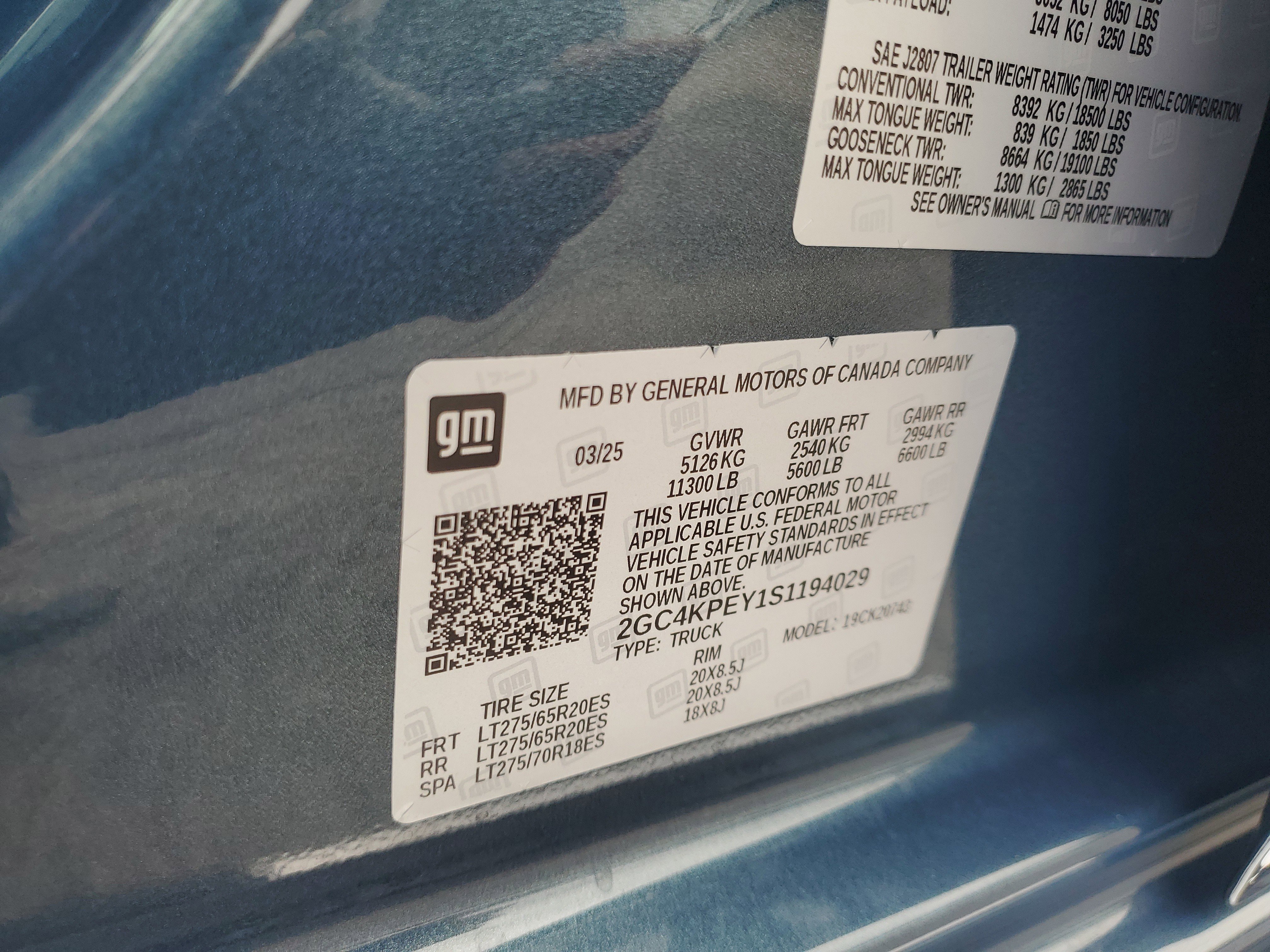 Used 2025 Chevrolet Silverado 2500 LTZ w/ LTZ Premium Package image 30