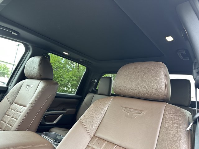 Certified 2024 Nissan Titan Platinum Reserve w/ Moonroof Package AWD/4WD image 33