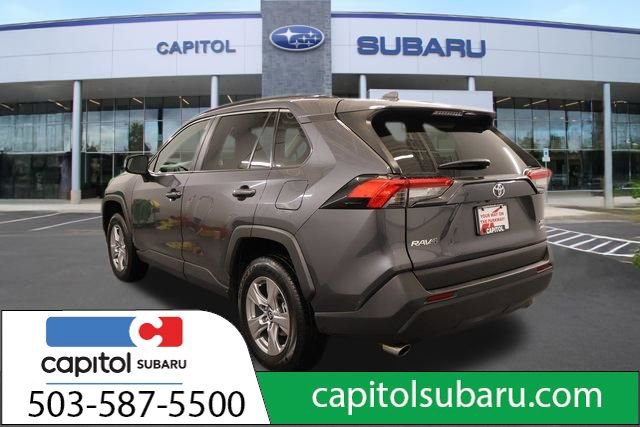 Used 2025 Toyota RAV4 XLE AWD/4WD image 5