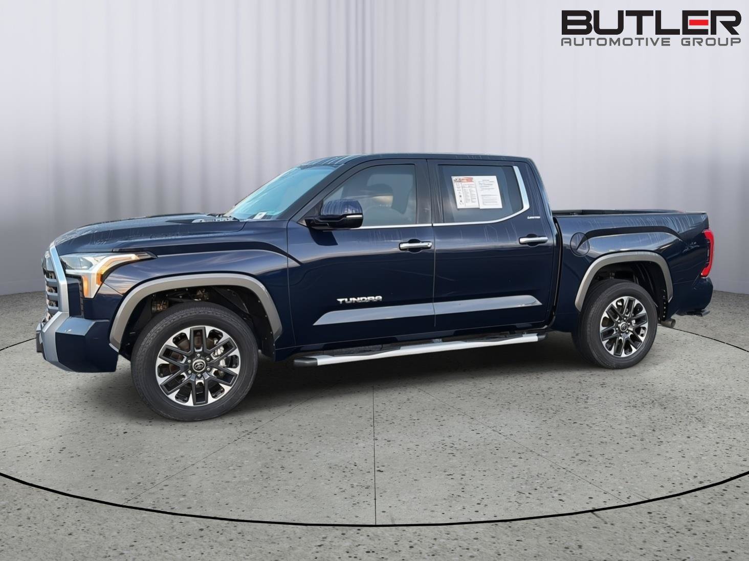Used 2023 Toyota Tundra Limited w/ Power Package AWD/4WD image 3
