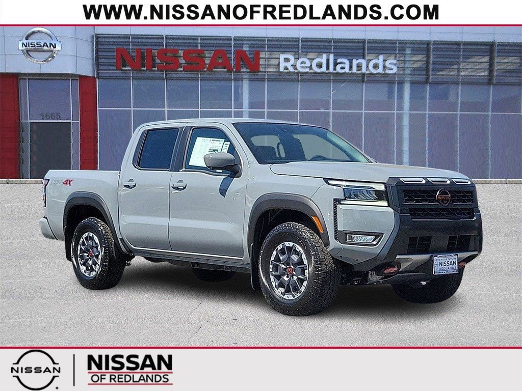 New 2025 Nissan Frontier PRO-4X w/ Pro Premium Package
