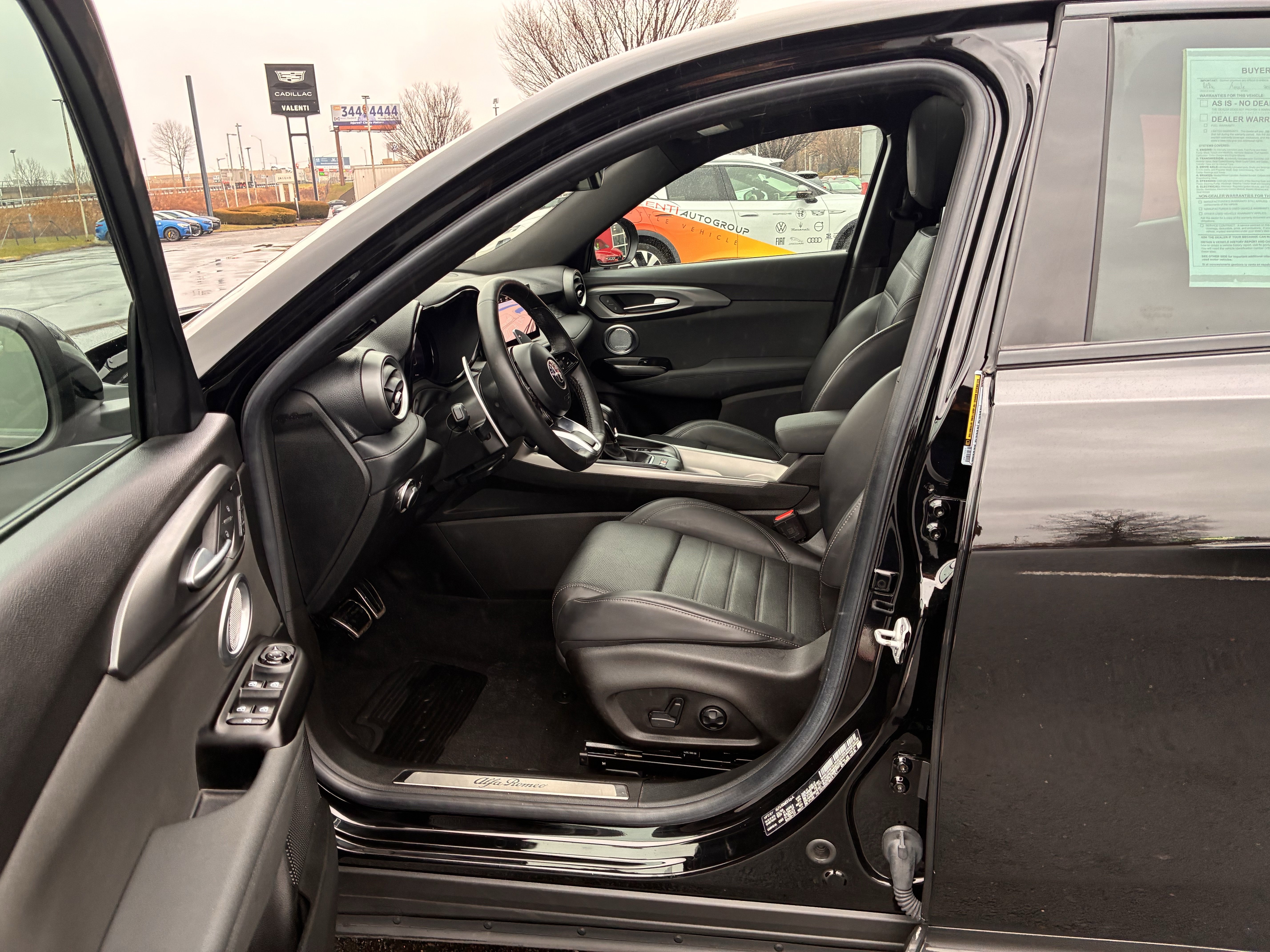 Certified 2024 Alfa Romeo Tonale Veloce image 15
