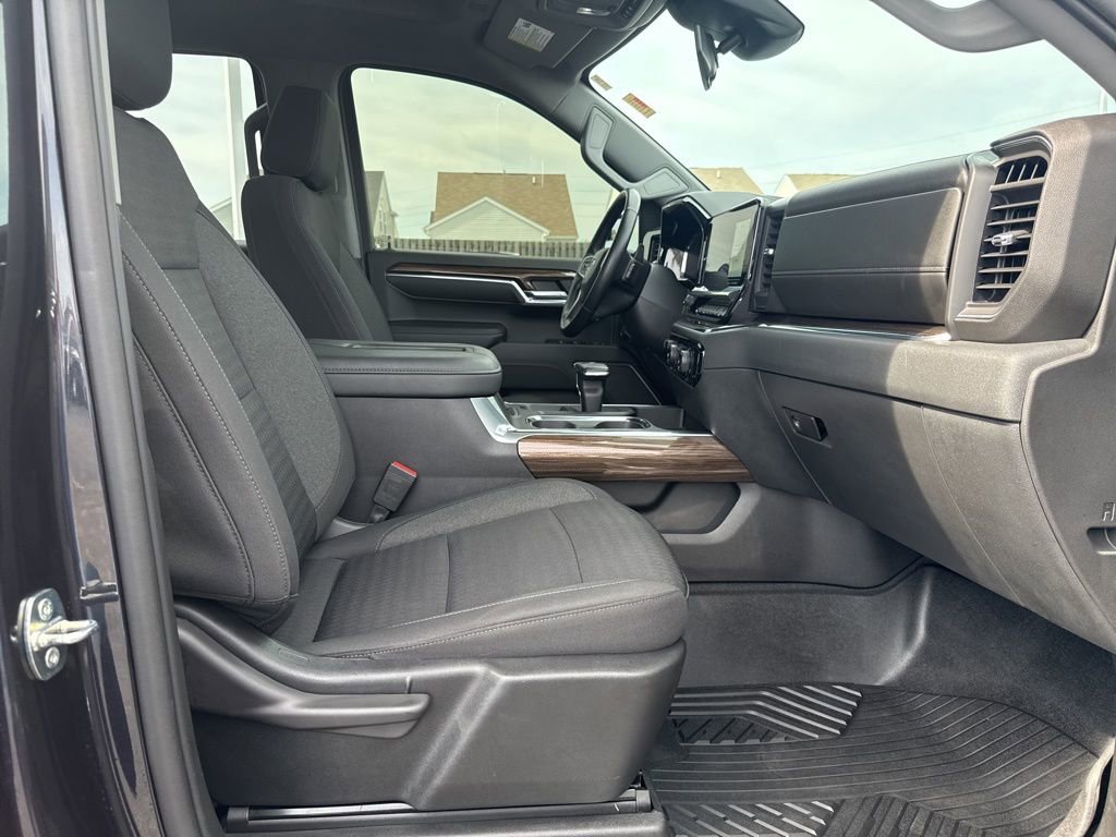 Used 2022 Chevrolet Silverado 1500 LT Trail Boss image 46