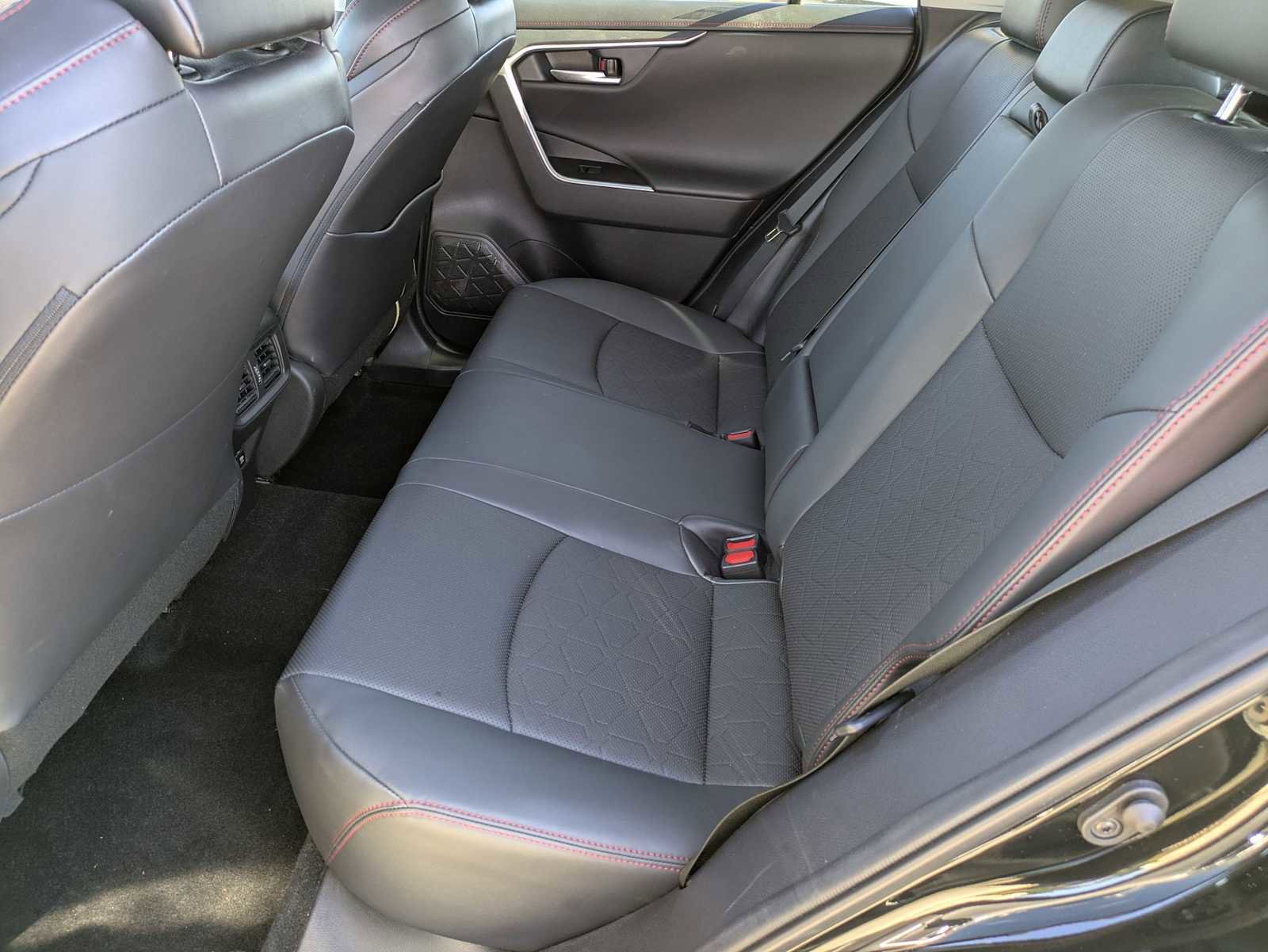 Used 2020 Toyota RAV4 TRD Off-Road image 19