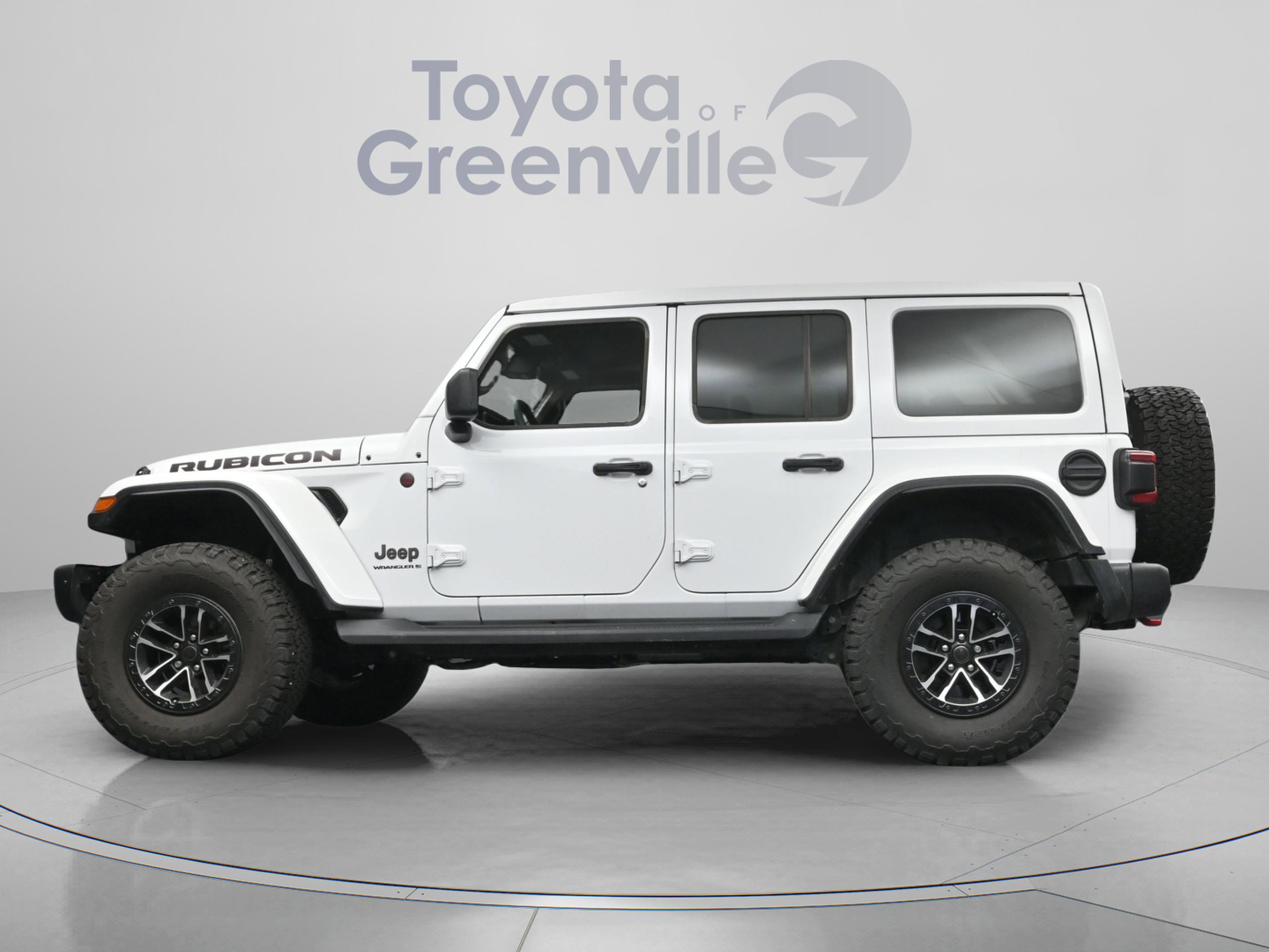 Used 2025 Jeep Wrangler Unlimited Rubicon AWD/4WD image 7