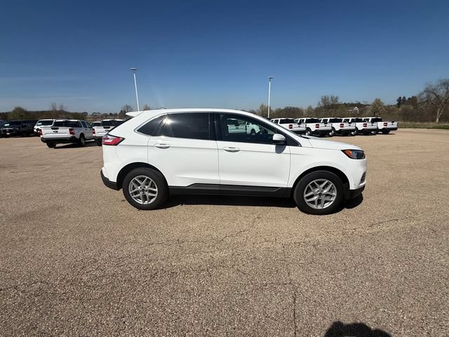 Used 2024 Ford Edge SEL w/ Convenience Package AWD/4WD image 7