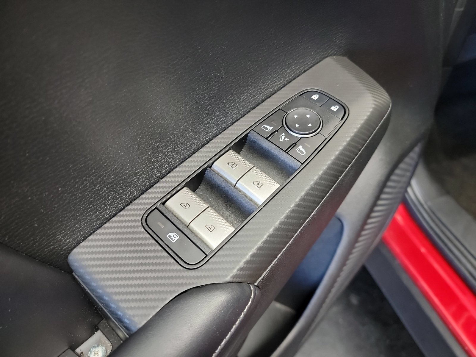 Used 2023 Mitsubishi Outlander SE AWD/4WD image 14