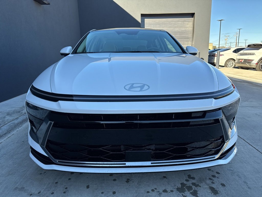 New 2026 Hyundai Sonata SEL image 2