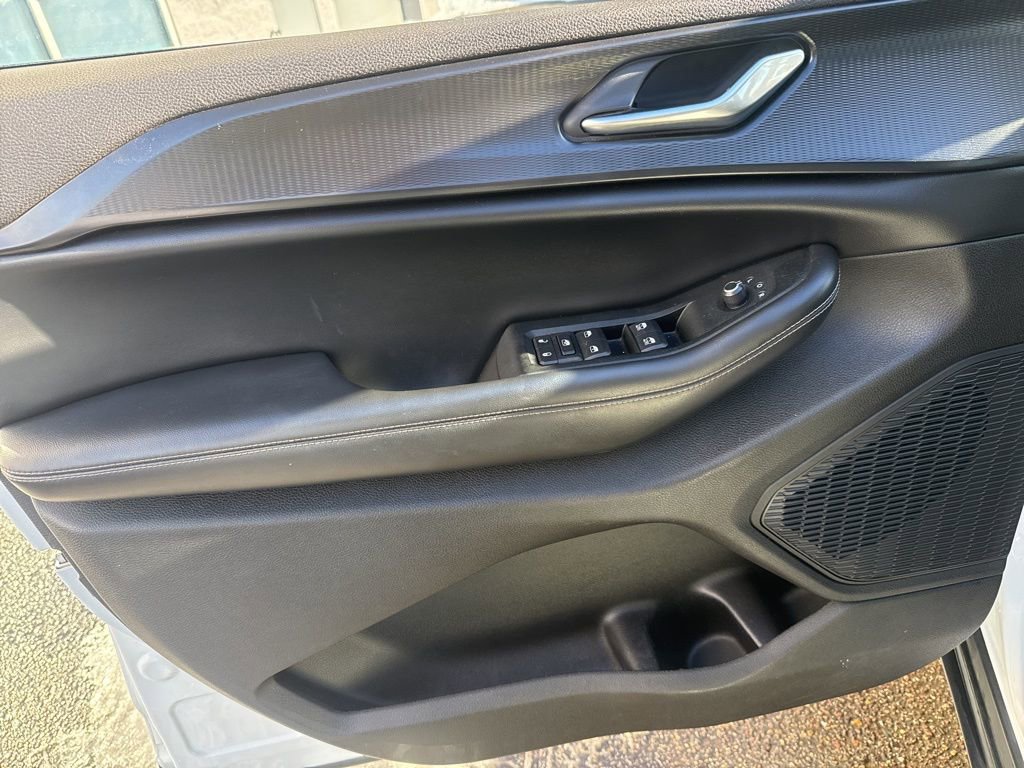 Used 2023 Jeep Grand Cherokee L Laredo image 14