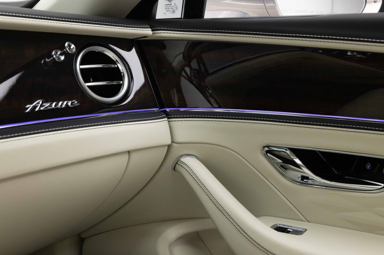 Used 2024 Bentley Flying Spur Azure AWD/4WD image 34