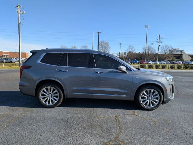 Used 2020 Cadillac XT6 Premium Luxury FWD image 2