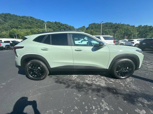New 2026 Chevrolet Trax ACTIV w/ Driver Confidence Package FWD image 8