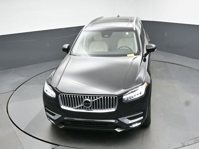 Used 2023 Volvo XC90 B6 Plus w/ Protection Package Premier image 22