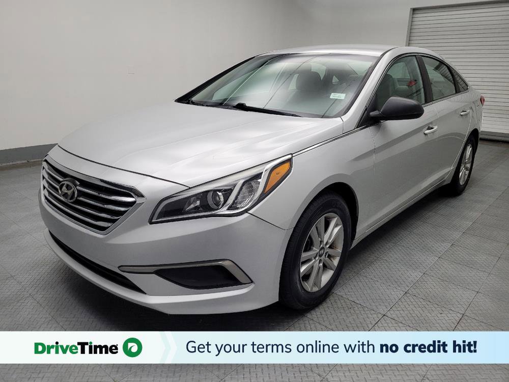 Used 2017 Hyundai Sonata SE image 1