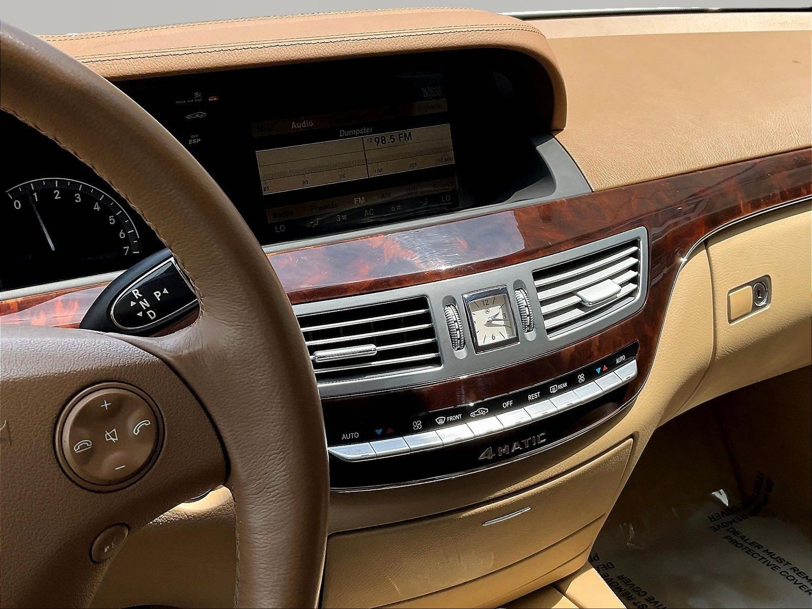 Used 2007 Mercedes-Benz S 550 4MATIC image 9