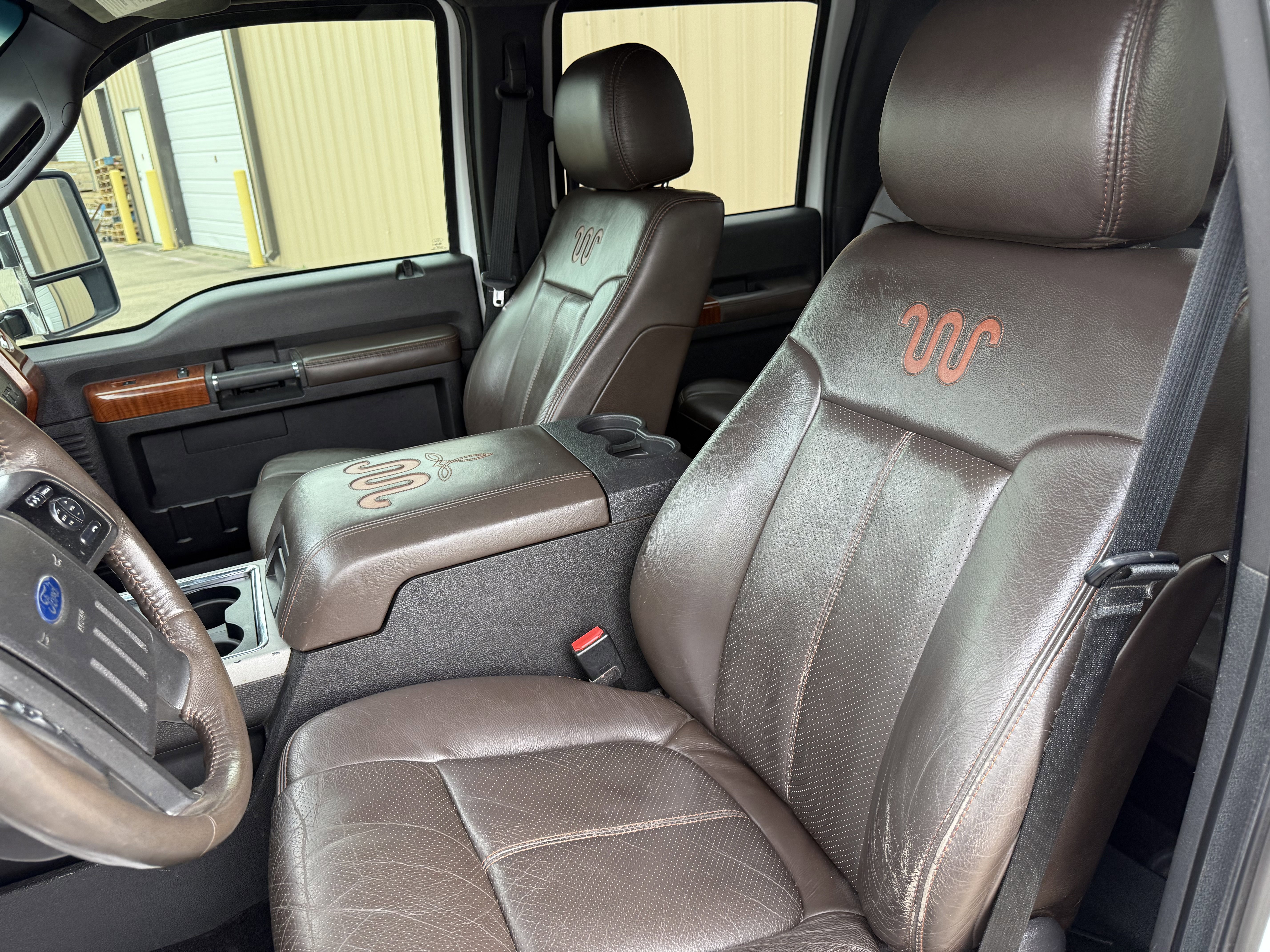 Used 2016 Ford F350 King Ranch w/ King Ranch w/Chrome Package image 15