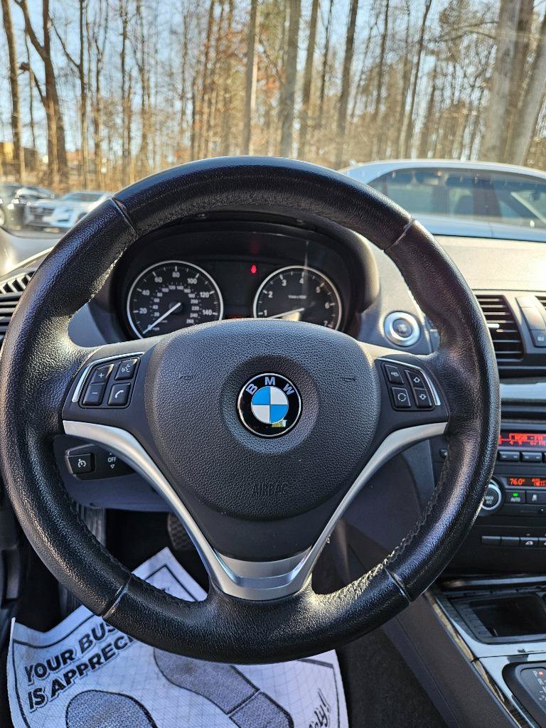 Used 2013 BMW 128i Convertible RWD image 14