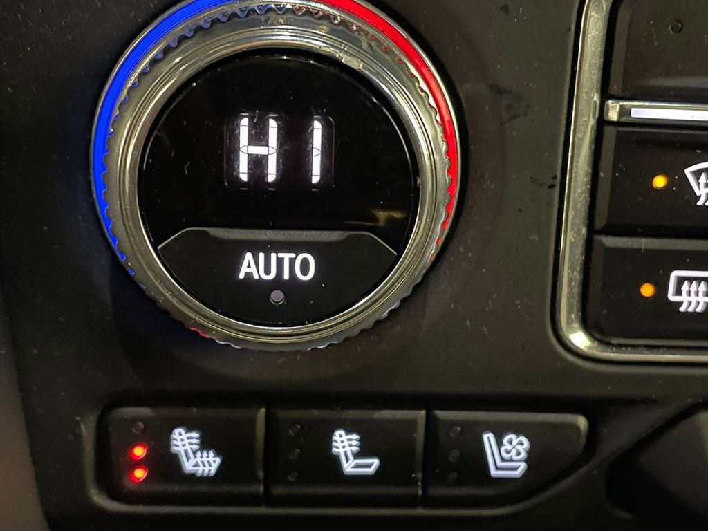 Used 2021 GMC Yukon AT4 image 38