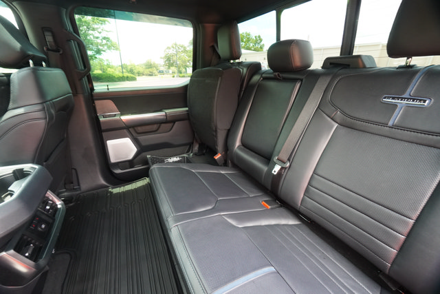 Used 2025 Ford F250 Platinum AWD/4WD image 31