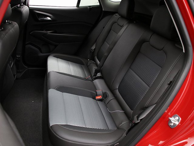 New 2026 Chevrolet Trax LT w/ Driver Confidence Package image 11