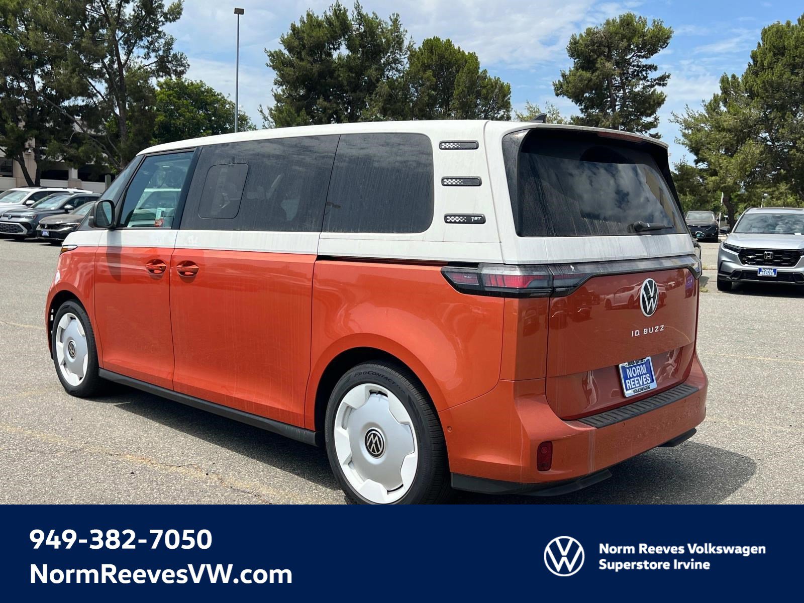 New 2025 Volkswagen ID. Buzz 1st Edition image 3