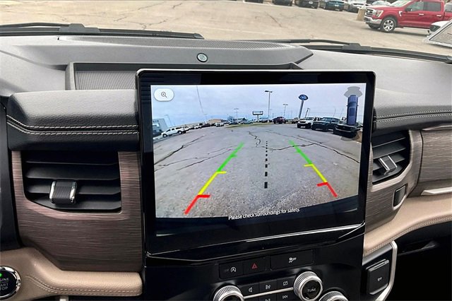 Used 2024 Ford Expedition Limited image 22