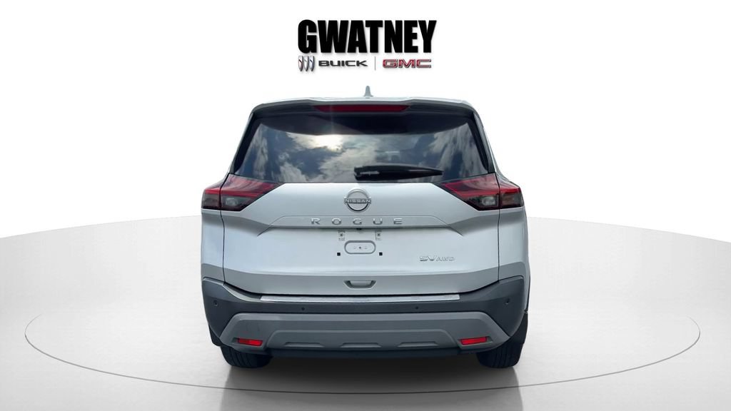 Used 2023 Nissan Rogue SV AWD/4WD image 6