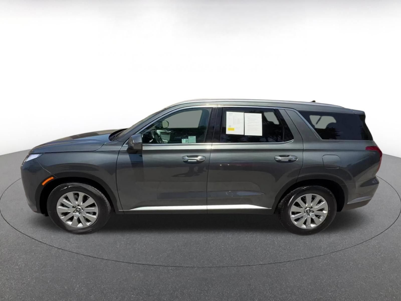 Used 2025 Hyundai Palisade SEL FWD image 9