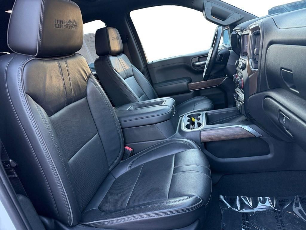 Used 2019 Chevrolet Silverado 1500 High Country image 11