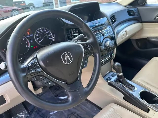 Used 2015 Acura ILX w/ Technology Package FWD image 8