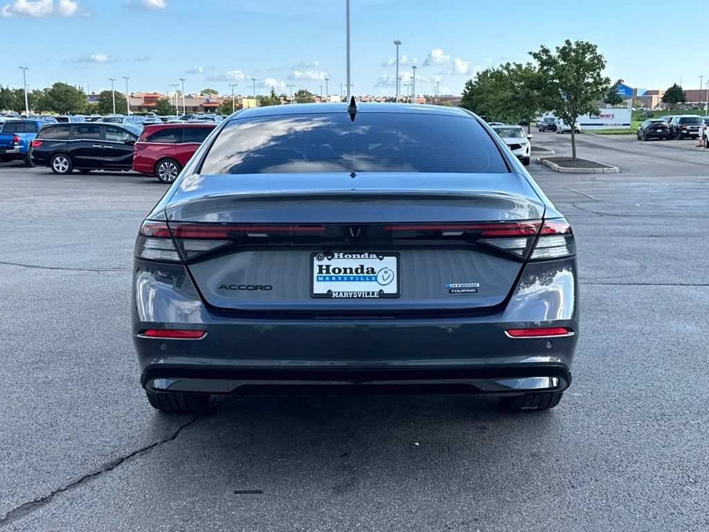 Used 2025 Honda Accord Touring image 6