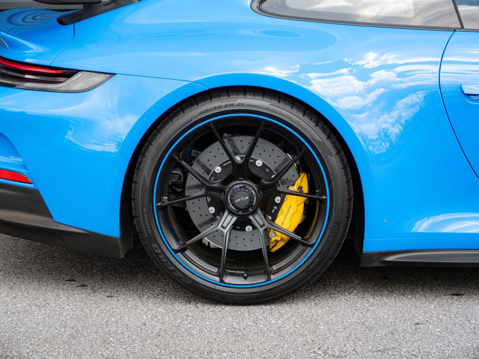 Used 2024 Porsche 911 GT3 RWD image 31